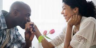 Top 25 Qualities In A Woman That Attract A Husband: Expert Advice